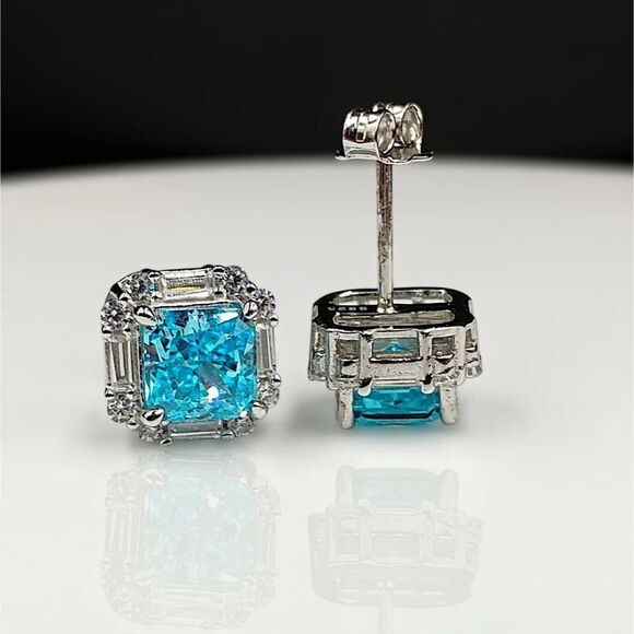 2.30CT Radiant Cut Crushed Ice Swiss Blue Topaz Stud Earrings in Sterling Silver - Picture 3 of 7
